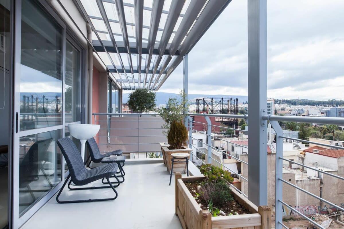 Penthouse With 360 View Of And Private Gym *